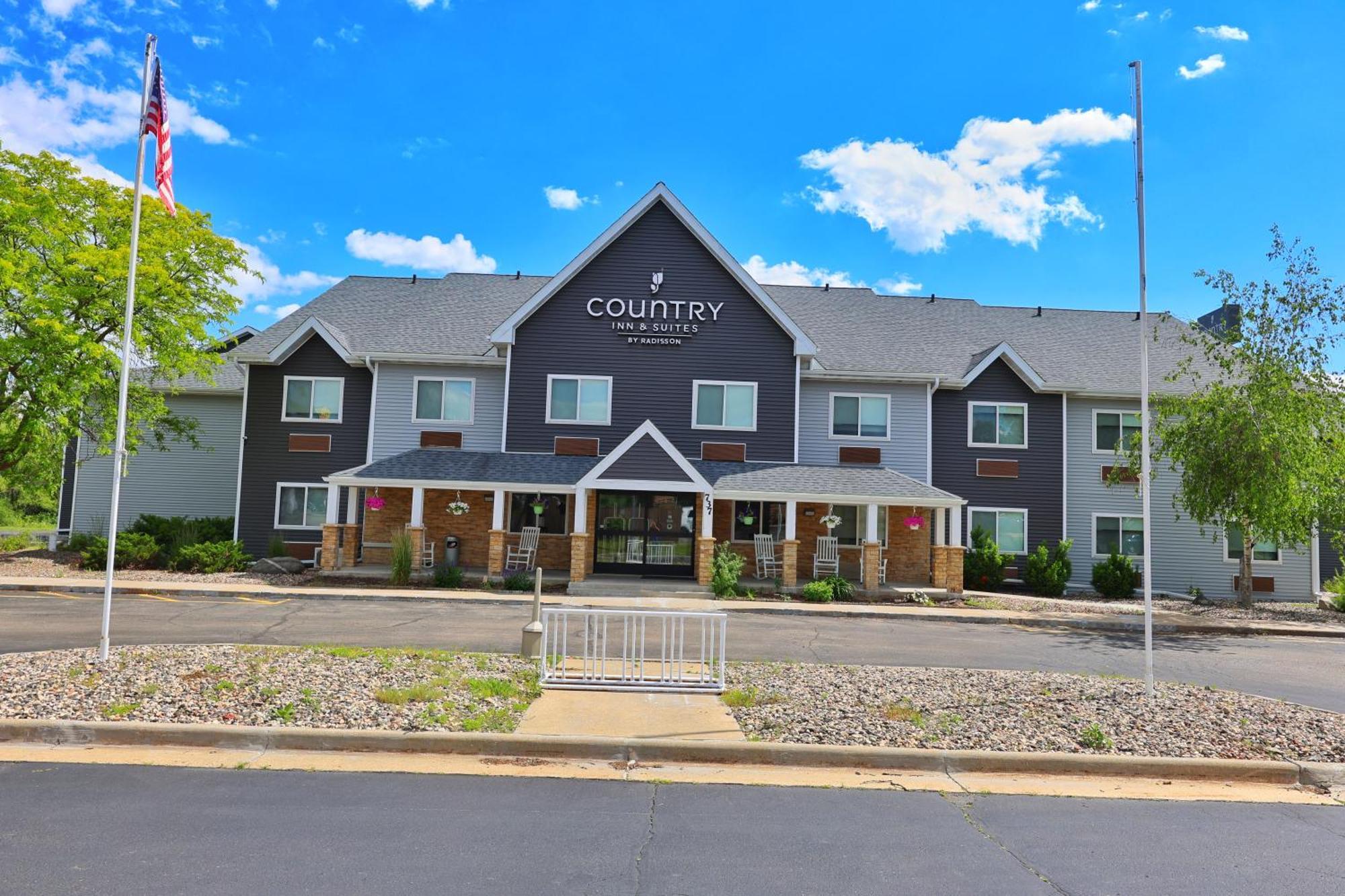 Country Inn & Suites By Radisson, Sparta, Wi Exterior photo