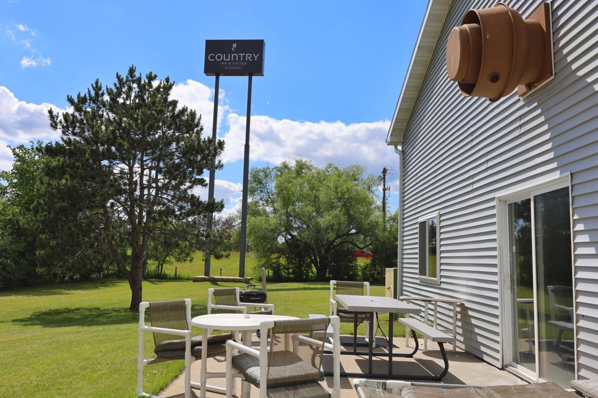 Country Inn & Suites By Radisson, Sparta, Wi Exterior photo